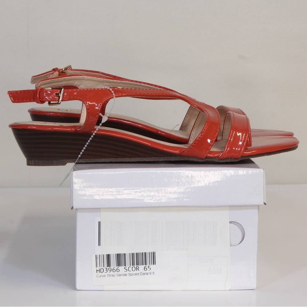 Boston Design Studio Spiced Coral Patent Leather Curve Strap Sandal NWT - Picture 3 of 12